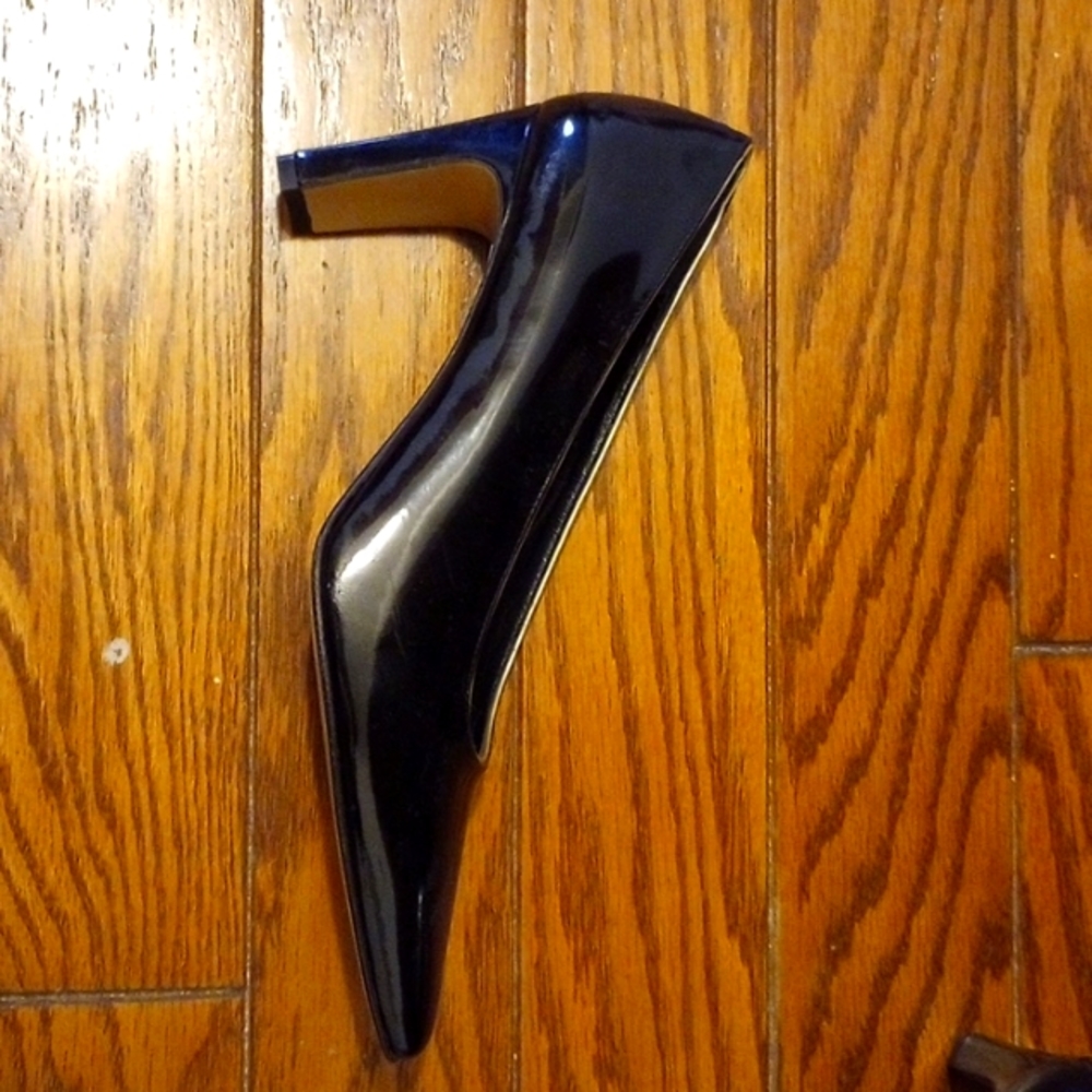 Amalfi Pumps